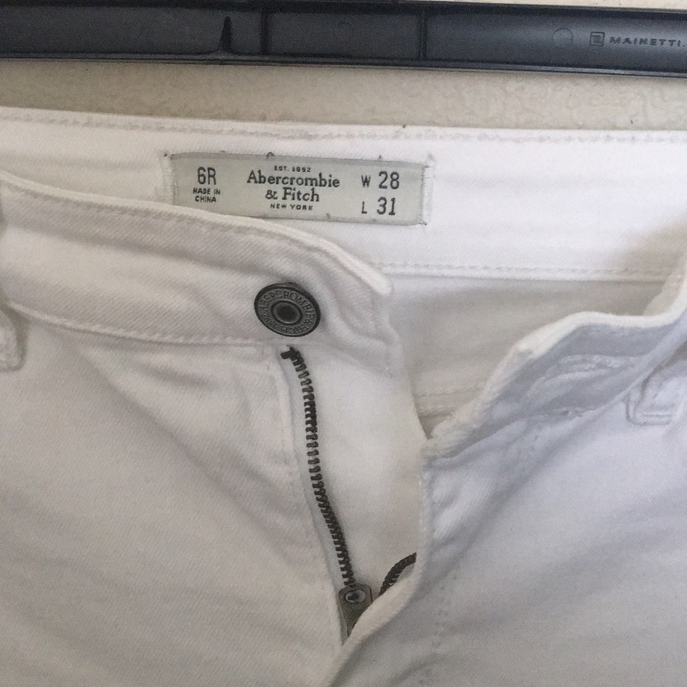 Abercrombie & Fitch White Jeans